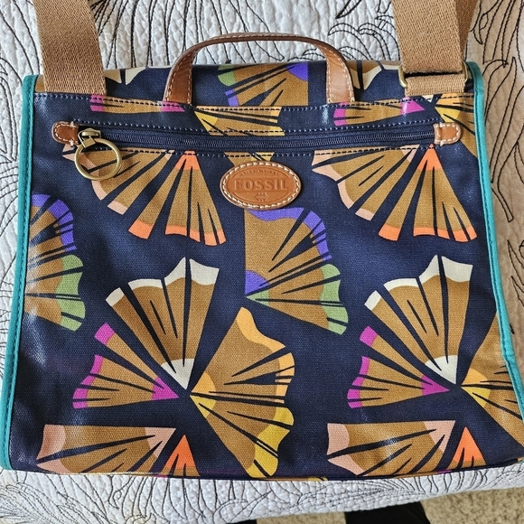 VGUC Fossil Crossbody Messenger Teacher Bag Pencil Shaving One size Navy Tan - Picture 2 of 10